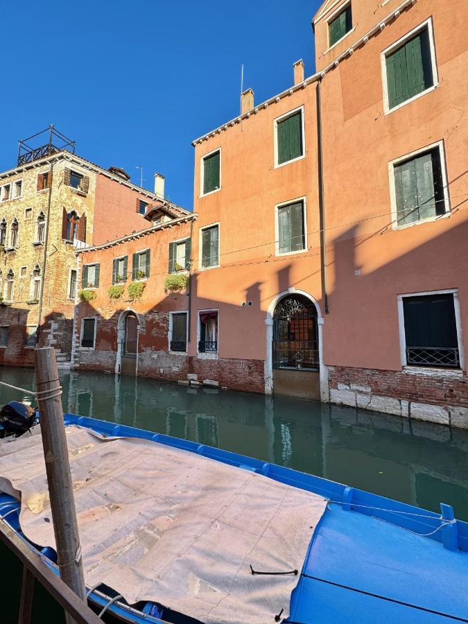 Ca Penini - Canal View Венеція Екстер'єр фото